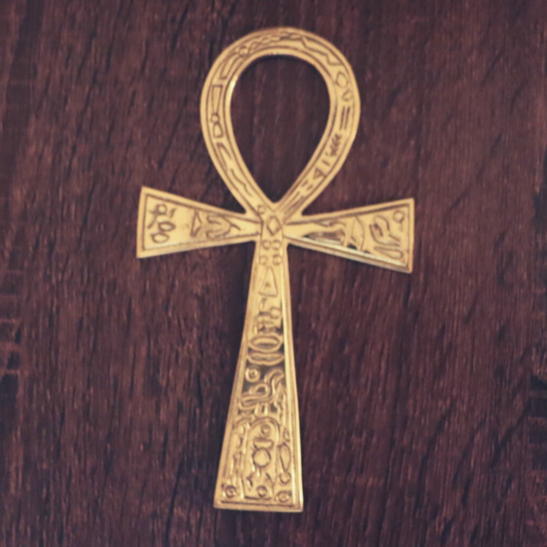 ankh key of life wooden background