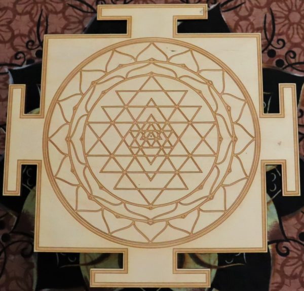 sri yantra mandala wood crystal grid main image