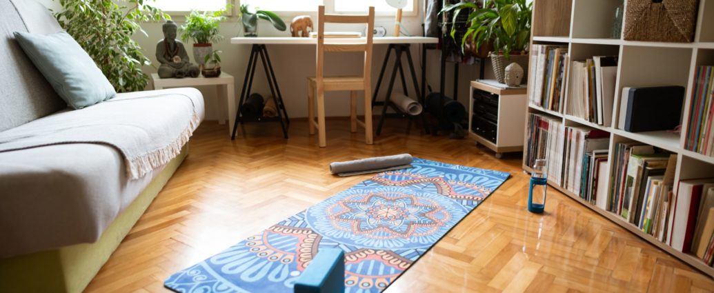 best home yoga apps and classes blog banner